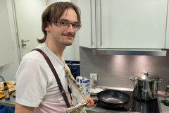 rover_dinner-in-red_2025_20251018_155559219 rover_dinner-in-red_2025_20251018_155559219